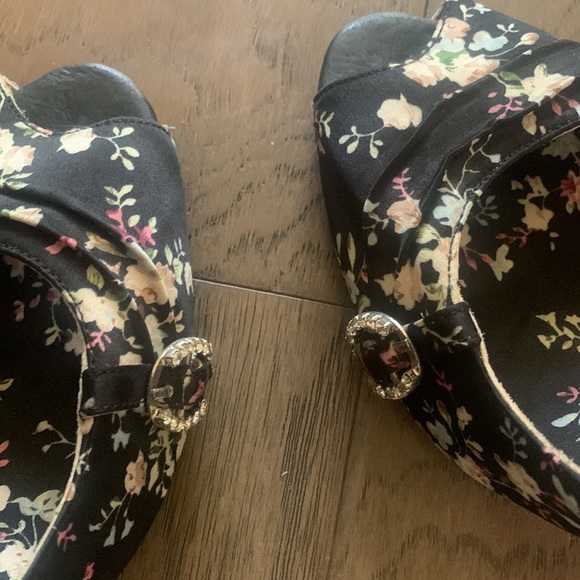 Vintage Kenneth Cole (Tribeca Production brand) open-toed stilettos. Size 9. - Picture 4 of 12